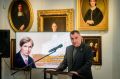 Глава Марий Эл подарил Козьмодемьянскому музею картину известного художника
