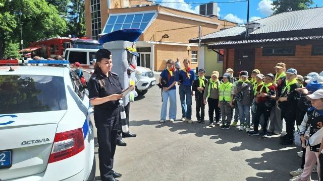 В Международный день защиты детей в Йошкар-Оле автоинспекторы приняли участие в открытии смен летних пришкольных лагерей В Международный день защиты детей в Йошкар-Оле автоинспекторы приняли участие в открытии смен летних пришкольных лагерей