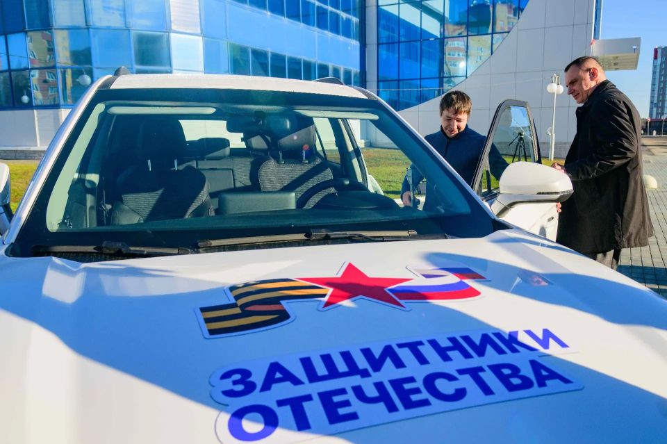 Вчера, 1 июня, исполнилось три года со дня создания отделения фонда «Защитники Отечества» в Марий Эл. Он сформирован по поручению Президента России и помогает ветеранам специальной военной операции и их семьям Вчера, 1 июня, исполнилось три года со дня создания отделения фонда «Защитники Отечества» в Марий Эл. Он сформирован по поручению Президента России и помогает ветеранам специальной военной операции и их семьям