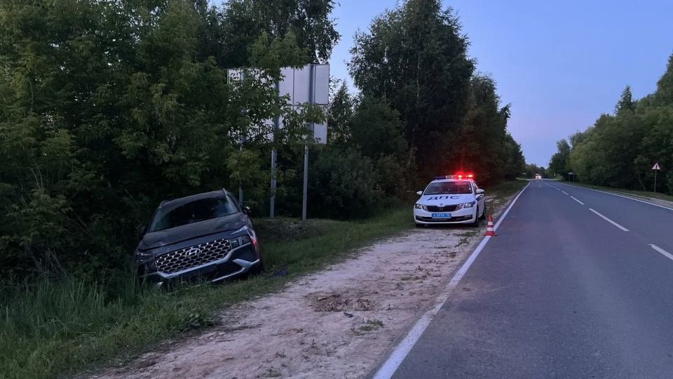 Устанавливаются обстоятельства ДТП в Звениговском районе Устанавливаются обстоятельства ДТП в Звениговском районе