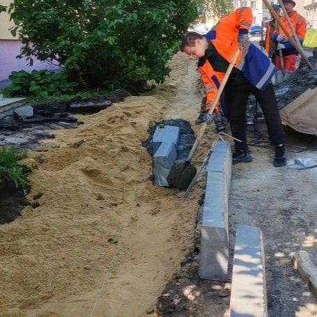 Дела городские. На улице Успенская, дорожники АО «Город» приступили к обустройству тротуара Дела городские. На улице Успенская, дорожники АО «Город» приступили к обустройству тротуара