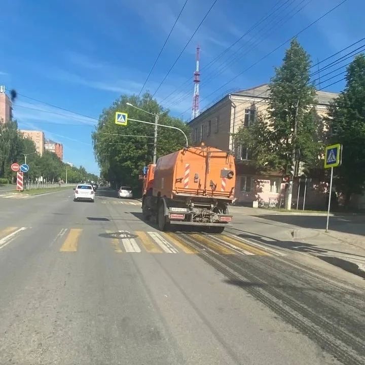 Дела городские. На улице Успенская, дорожники АО «Город» приступили к обустройству тротуара Дела городские. На улице Успенская, дорожники АО «Город» приступили к обустройству тротуара