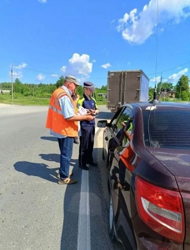 Автоинспекторы Марий Эл поддержали проведение Международного дня привлечения внимания к железнодорожным переездам