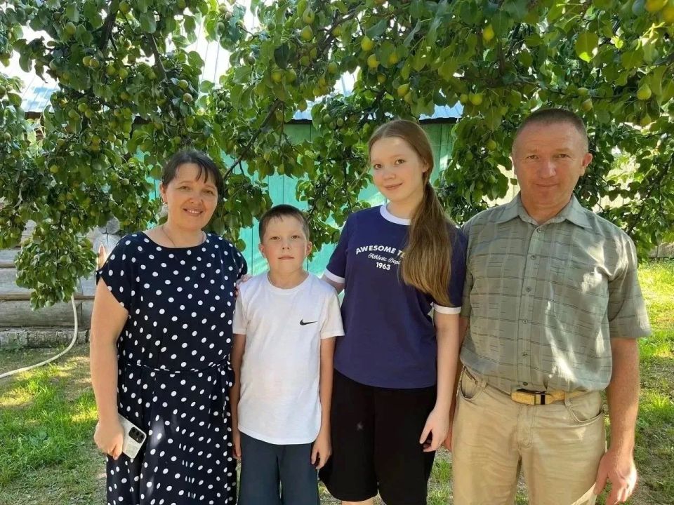 Подведены итоги республиканского конкурса «Семья года», который проводится в рамках национального проекта «Семья» Подведены итоги республиканского конкурса «Семья года», который проводится в рамках национального проекта «Семья»