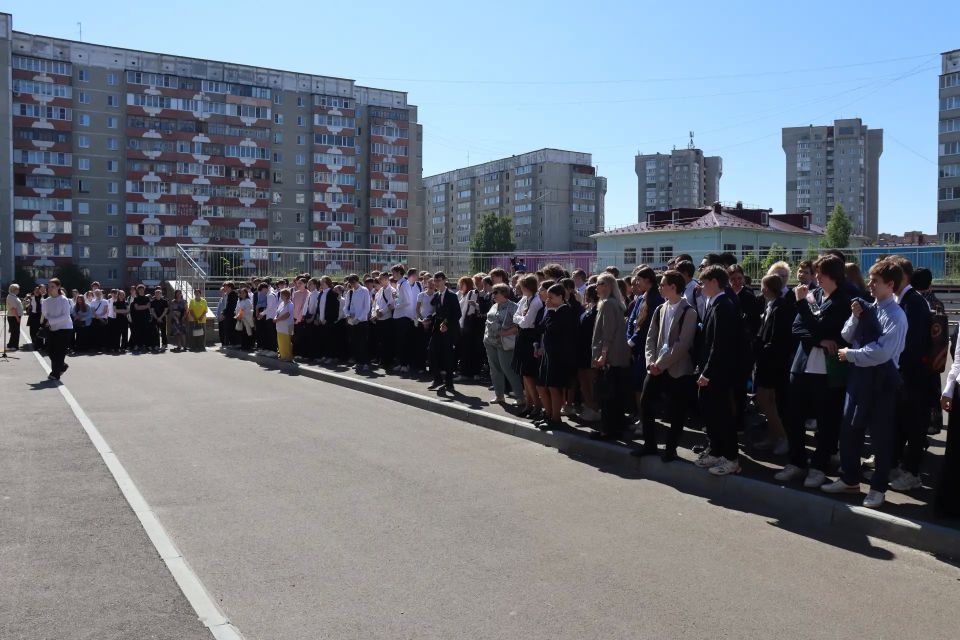 Девятиклассники Марий Эл написали ОГЭ по русскому языку Девятиклассники Марий Эл написали ОГЭ по русскому языку