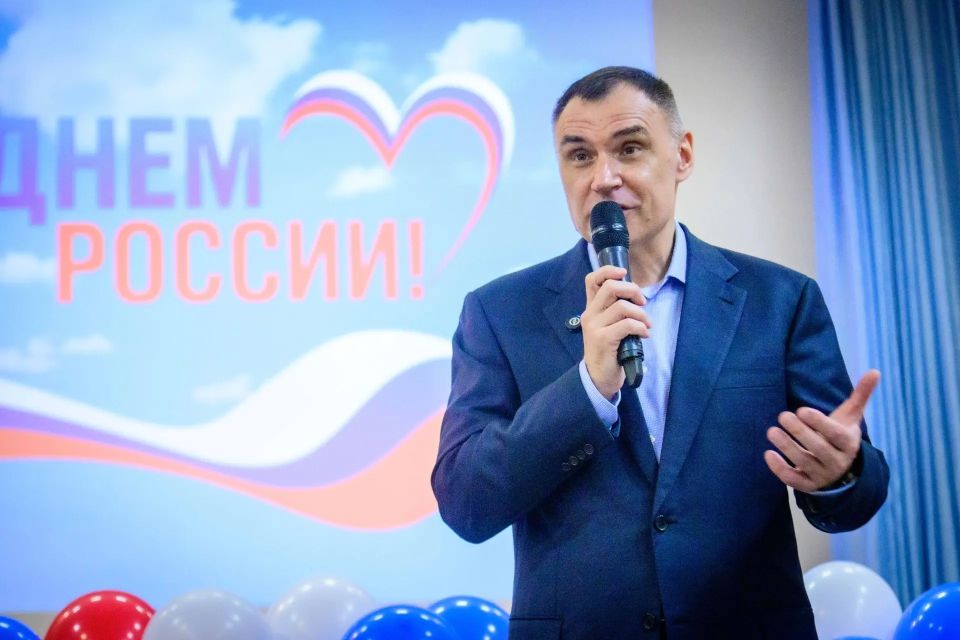 В преддверии Дня России Глава Марий Эл Юрий Зайцев встретился с родственниками участников СВО В преддверии Дня России Глава Марий Эл Юрий Зайцев встретился с родственниками участников СВО