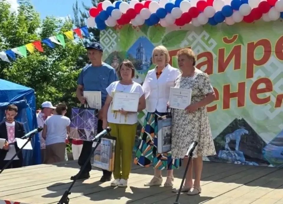 Лариса Яковлева поздравила жителей Волжского муниципального округа с Днем России и Пеледыш пайрем Лариса Яковлева поздравила жителей Волжского муниципального округа с Днем России и Пеледыш пайрем