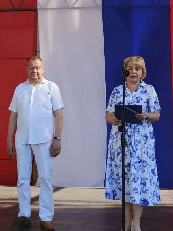 Сегодня в Медведевском районе отмечают День России! Сегодня в Медведевском районе отмечают День России!