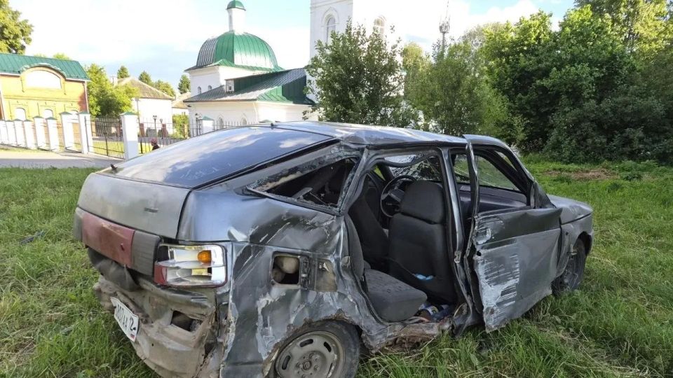 В Медведевском районе «ВАЗ-2112» насмерть сбил пешехода