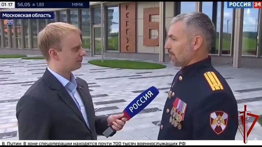 Офицер Управления Росгвардии по Чеченской Республике стал выпускником федеральной программы «Время героев» Полковник Сайдмагомед Юнаев успешно завершил обучение по президентской кадровой программе подготовки... Офицер Управления Росгвардии по Чеченской Республике стал выпускником федеральной программы «Время героев» Полковник Сайдмагомед Юнаев успешно завершил обучение по президентской кадровой программе подготовки...