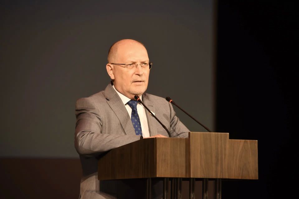 Михаил Васютин приветствовал участников I Марийского международного этнического кинофестиваля Михаил Васютин приветствовал участников I Марийского международного этнического кинофестиваля