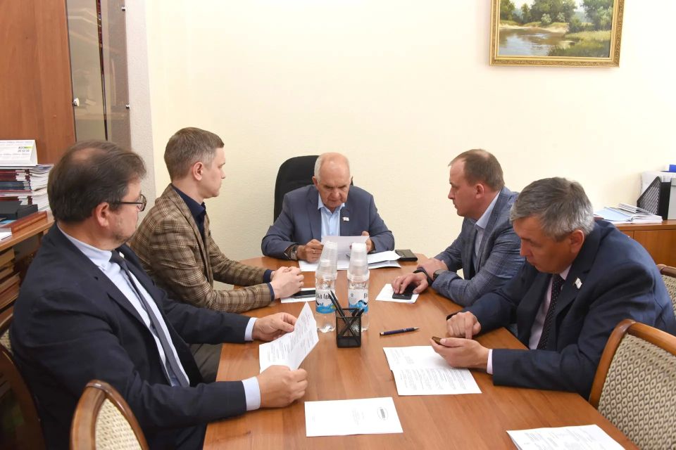 Шестнадцатая сессия парламента: региональные законы приведены в соответствие с федеральным законодательством Шестнадцатая сессия парламента: региональные законы приведены в соответствие с федеральным законодательством