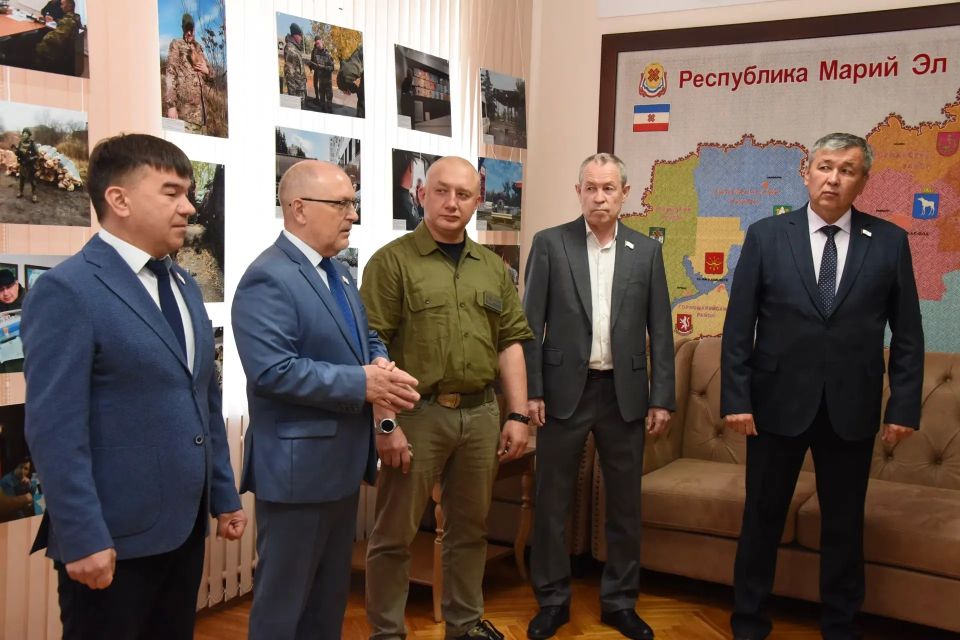 В Госсобрании открылась фотовыставка гуманитарной миссии Народного фронта «Всё для Победы» В Госсобрании открылась фотовыставка гуманитарной миссии Народного фронта «Всё для Победы»