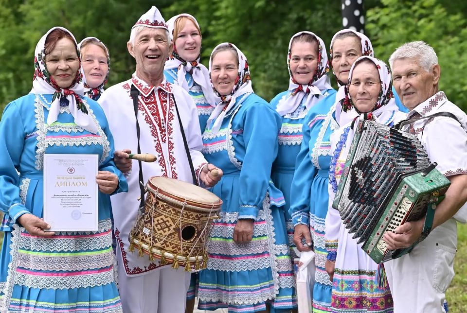 Дождливая погода сегодня не помешала Пеледыш пайрем подарить хорошее настроение Дождливая погода сегодня не помешала Пеледыш пайрем подарить хорошее настроение