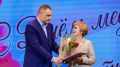Глава Марий Эл поздравляет медиков с их праздником