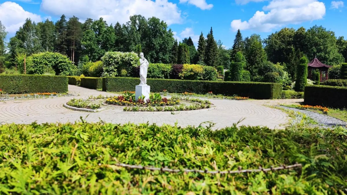 В Ботаническом саду Йошкар-Олы будет звучать марш Мендельсона