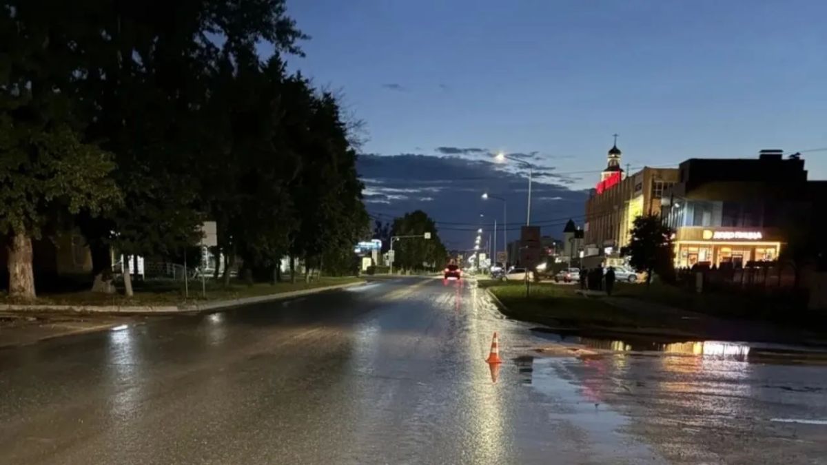 В Волжске автоледи на иномарке сбила подростка на мопеде
