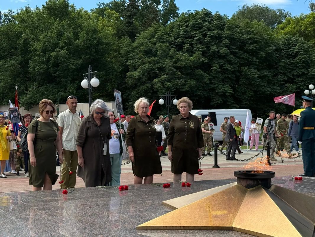 Низкий поклон и уважение ветеранам боевых действий Низкий поклон и уважение ветеранам боевых действий