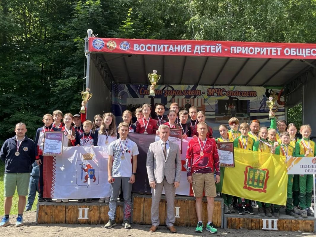 Сборная Марий Эл взяла «золото» и «серебро» на межрегиональных соревнованиях «Школа безопасности» Сборная Марий Эл взяла «золото» и «серебро» на межрегиональных соревнованиях «Школа безопасности»