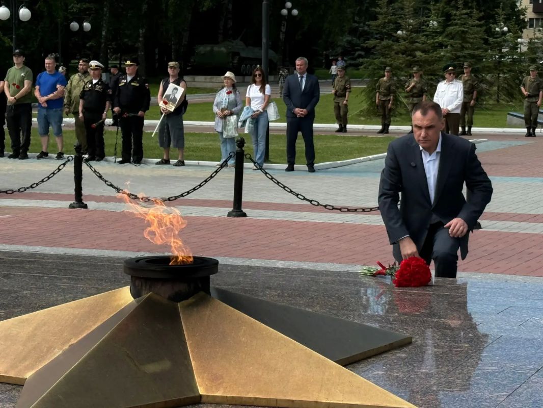 Низкий поклон и уважение ветеранам боевых действий Низкий поклон и уважение ветеранам боевых действий