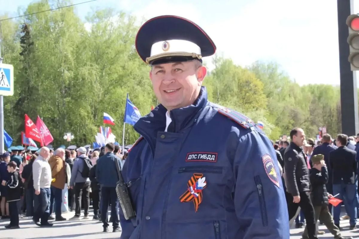 Юрий Зайцев: Поздравляю с профессиональным праздником сотрудников и ветеранов Управления ГИБДД МВД по Республике Марий Эл! Юрий Зайцев: Поздравляю с профессиональным праздником сотрудников и ветеранов Управления ГИБДД МВД по Республике Марий Эл!