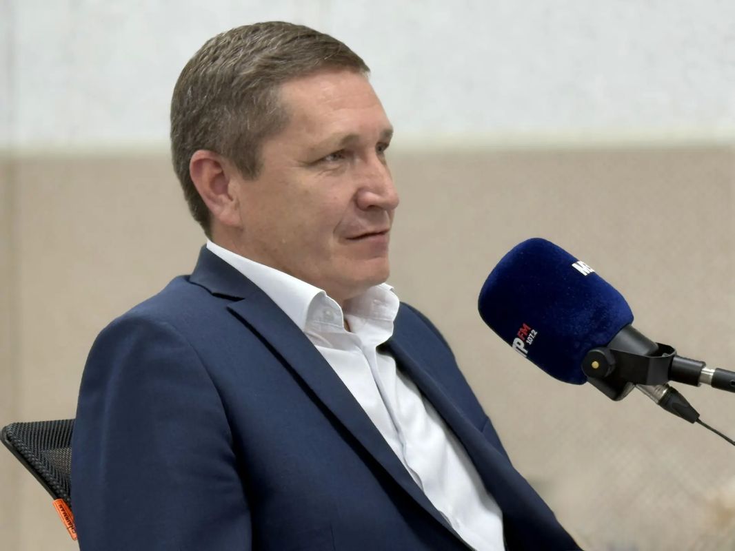 Антон Трудинов: В прямом эфире МЭТР.FM обсудили вопросы благоустройства и развития Йошкар-Олы