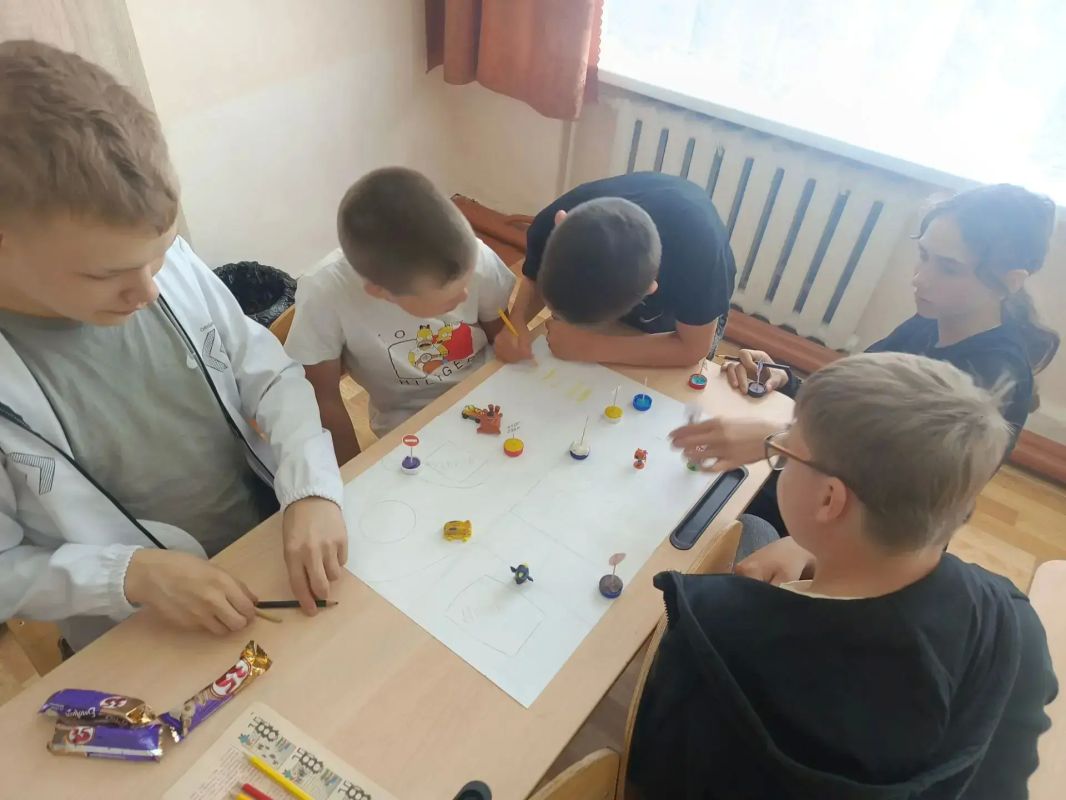 Лето в школе: работаем и отдыхаем! Лето в школе: работаем и отдыхаем!