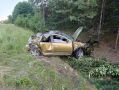 В Звениговском районе около 18:00 на 63-м км трассы Йошкар-Ола – Зеленодольск водитель Renault Sandero не справилась с управлением, съехала в кювет и опрокинулась