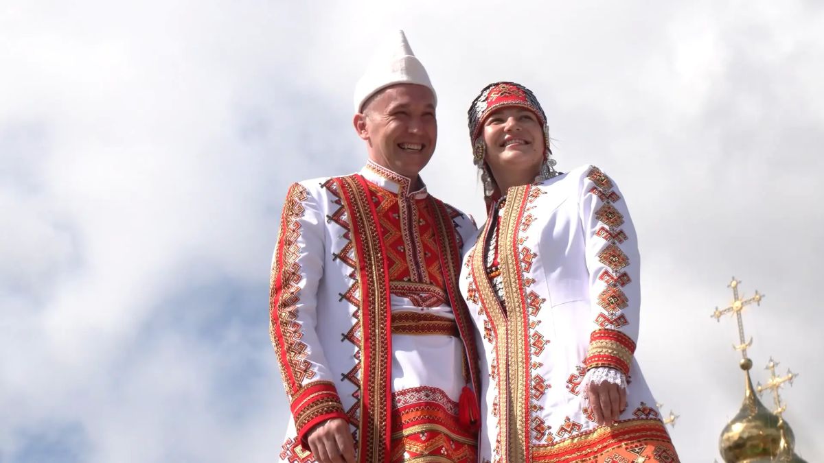 Пара из Марий Эл, Дмитрий Казанцев и Марина Семенова, станет участницей масштабной свадебной церемонии на III Всероссийском свадебном фестивале «Россия Пара из Марий Эл, Дмитрий Казанцев и Марина Семенова, станет участницей масштабной свадебной церемонии на III Всероссийском свадебном фестивале «Россия