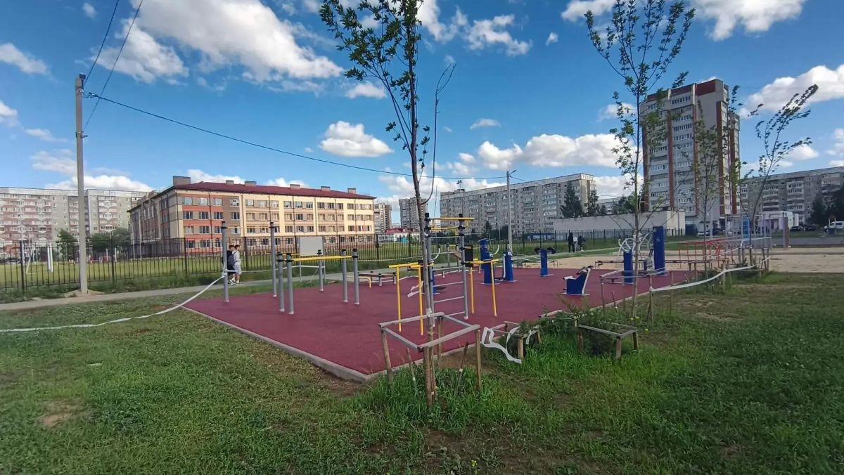 В Йошкар-Оле после обращения в госпаблик привели в порядок спортплощадку