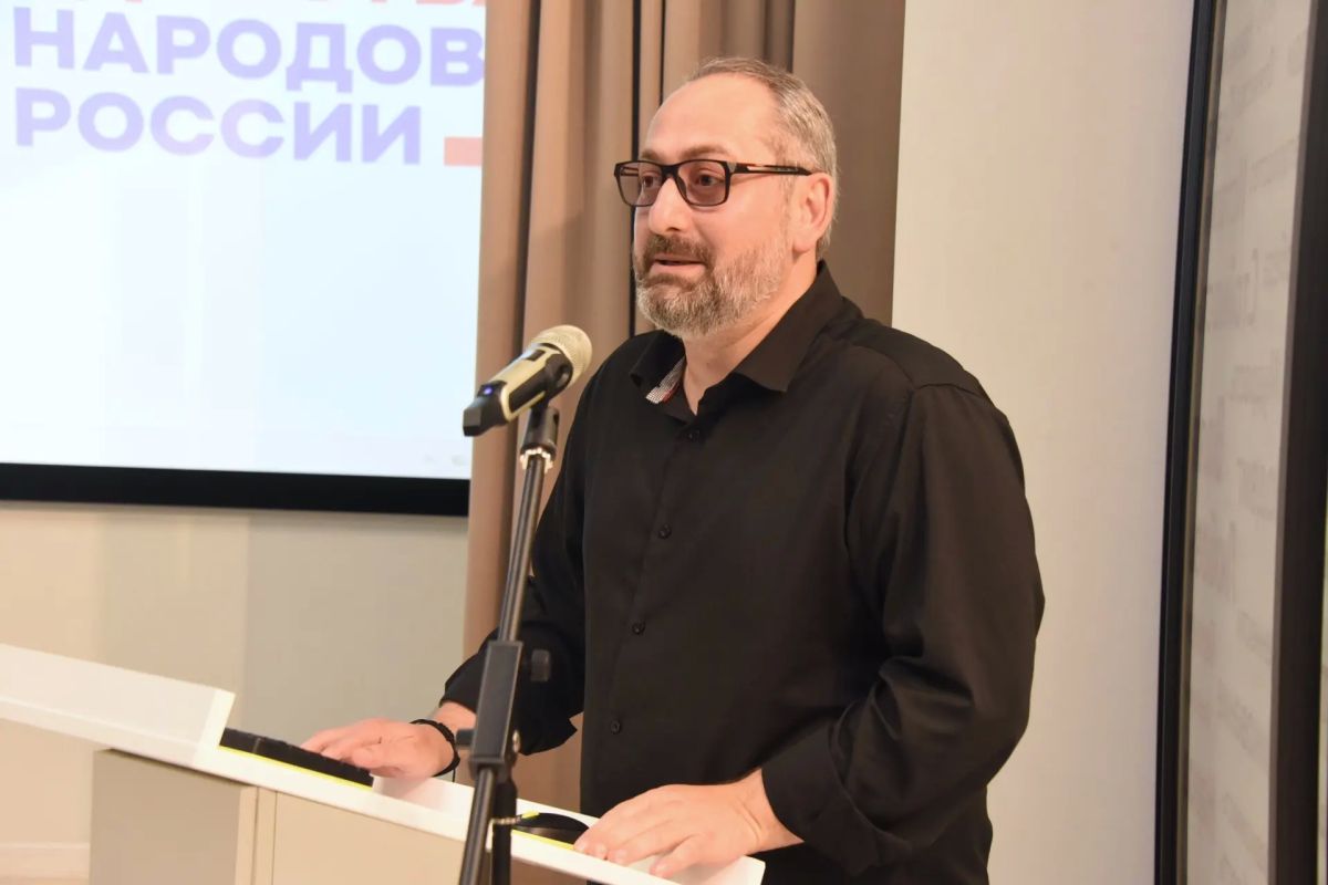 Марий Эл с рабочим визитом посетил Руководитель Федеральной Грузинской национально-культурной автономии России Давид Цецхладзе Марий Эл с рабочим визитом посетил Руководитель Федеральной Грузинской национально-культурной автономии России Давид Цецхладзе