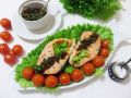 Запеченный лосось с сальсой из зеленого лука: яркий акцент на празднике