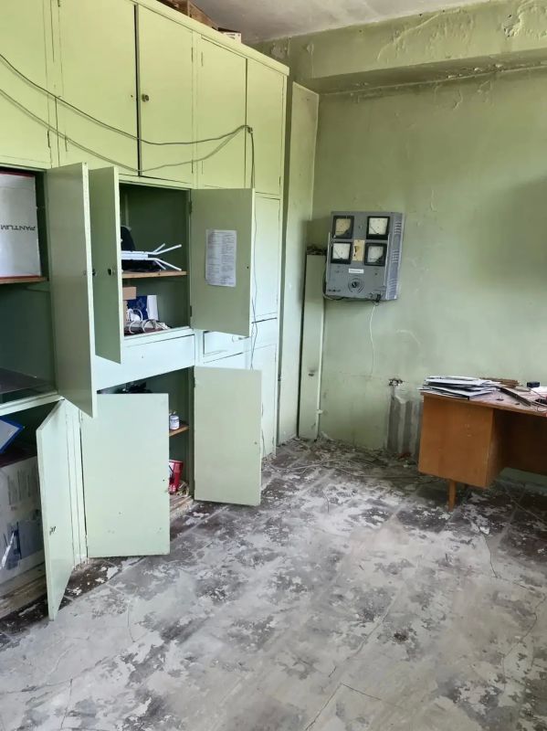 Подрядная организация приступила к капитальному ремонту школы № 27. Об этом рассказал врио мэра Йошкар-Олы Антон Трудинов Подрядная организация приступила к капитальному ремонту школы № 27. Об этом рассказал врио мэра Йошкар-Олы Антон Трудинов