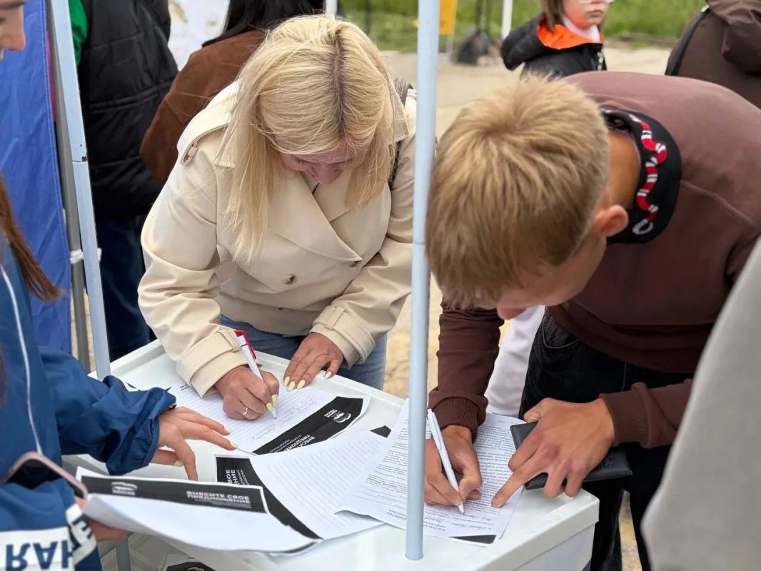 В Куженерском районе на Агрослете собралась молодежь Марий Эл В Куженерском районе на Агрослете собралась молодежь Марий Эл