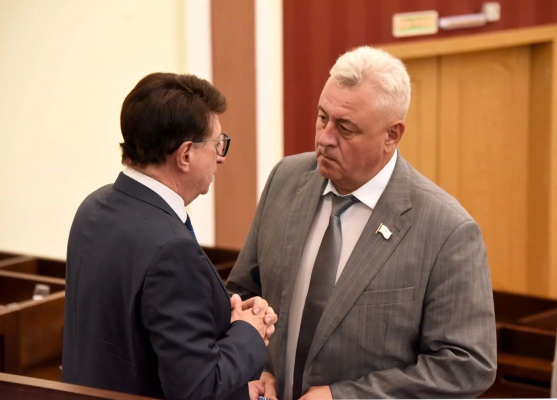 Исполнение бюджетов, объединение деревень и приведение республиканского законодательства в соответствии с федеральным: итоги восемнадцатой сессии Государственного Собрания Исполнение бюджетов, объединение деревень и приведение республиканского законодательства в соответствии с федеральным: итоги восемнадцатой сессии Государственного Собрания