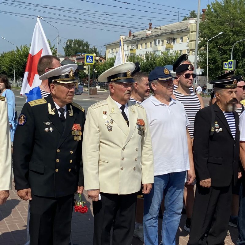 С Днем Военно-морского флота России! С Днем Военно-морского флота России!