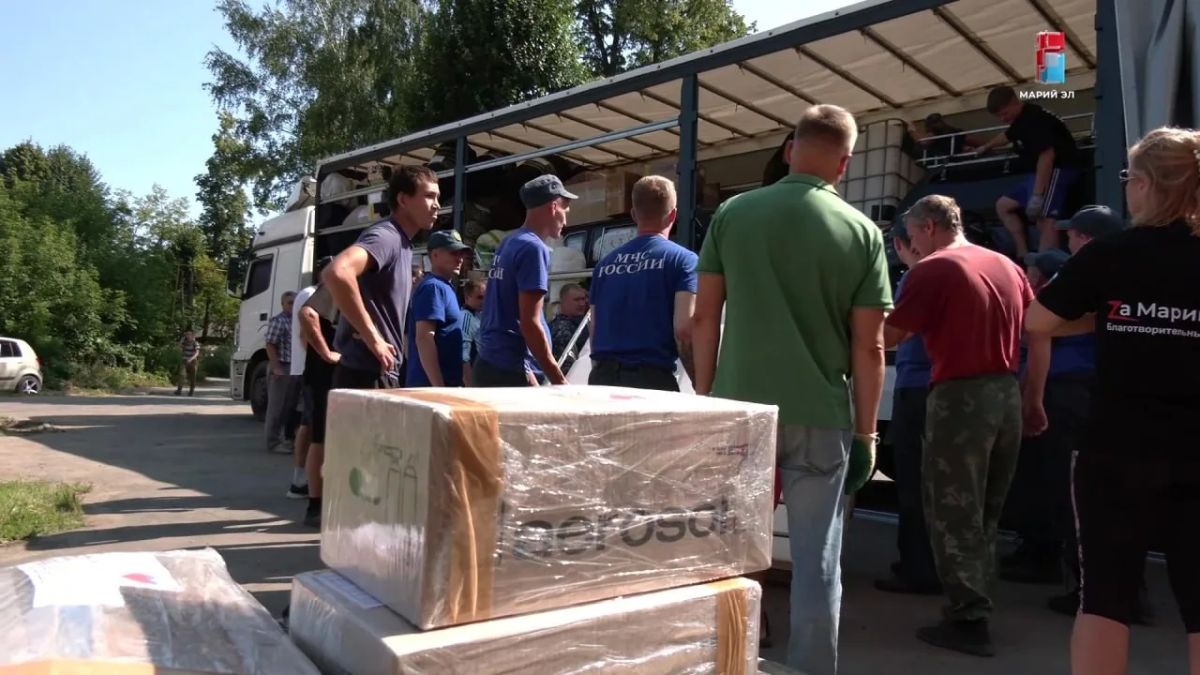 29 июля из Йошкар-Олы в зону проведения СВО оправились три фуры с гуманитарной и военно-шефской помощью