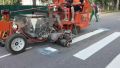 В Йошкар-Оле специалисты АО «Город» обновляют дорожную разметку