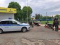 Автоинспекторы задерживают несовершеннолетних водителей на автозаправочных станциях