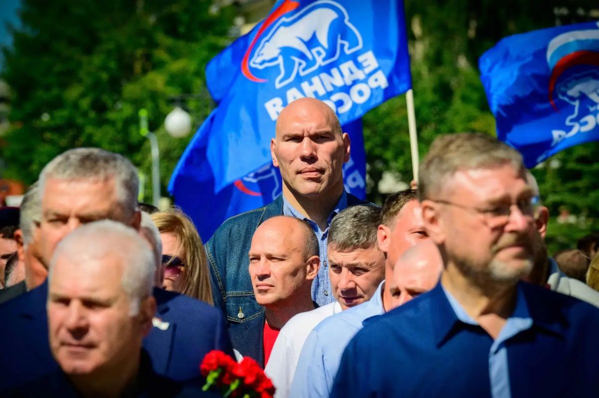 Юрий Зайцев: Поздравляю десантников с Днём ВДВ! Юрий Зайцев: Поздравляю десантников с Днём ВДВ!