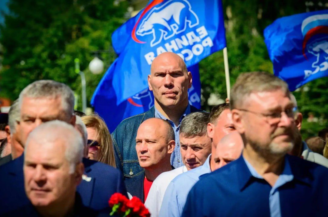 В Йошкар-Оле 2 августа почтили память тех, кто отдал жизнь за нашу страну В Йошкар-Оле 2 августа почтили память тех, кто отдал жизнь за нашу страну