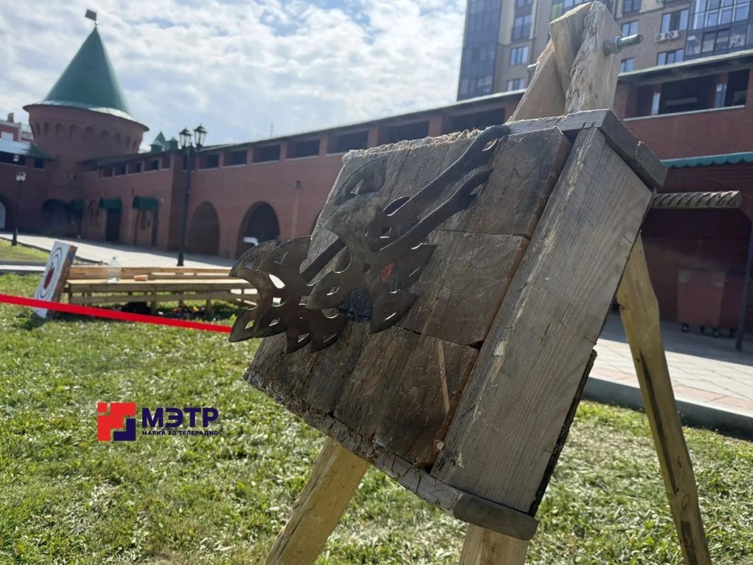 В Царевококшайском Кремле стартовало богатырское многоборье «Акпатыр» В Царевококшайском Кремле стартовало богатырское многоборье «Акпатыр»