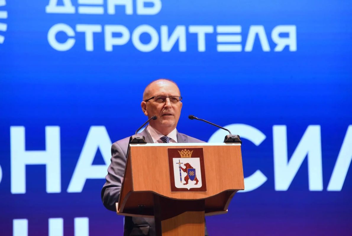В Марий Эл чествовали работников строительной отрасли В Марий Эл чествовали работников строительной отрасли