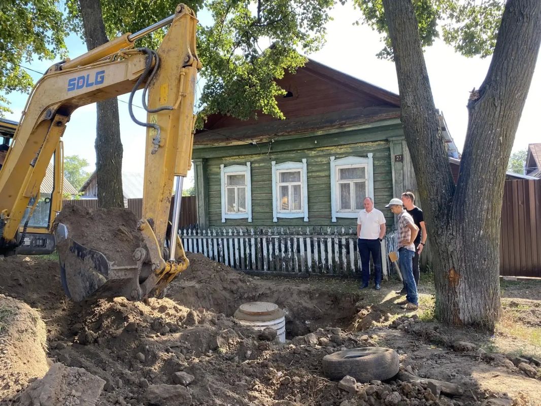 В Козьмодемьянске ведут модернизацию 9 километров инженерных сетей В Козьмодемьянске ведут модернизацию 9 километров инженерных сетей