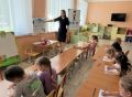 В Волжске сотрудники Госавтоинспекции превратили обычный урок безопасности для дошкольников в настоящее приключение