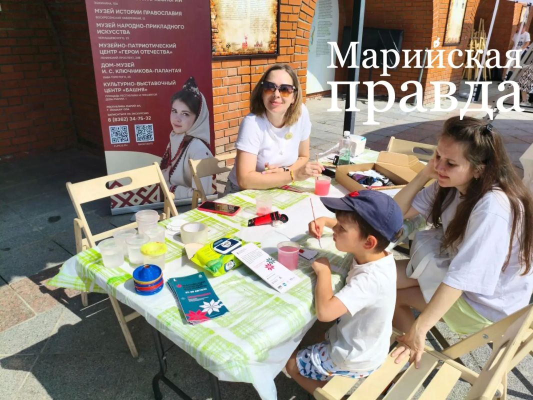В Йошкар-Оле стартовал Марийский книжный фестиваль В Йошкар-Оле стартовал Марийский книжный фестиваль