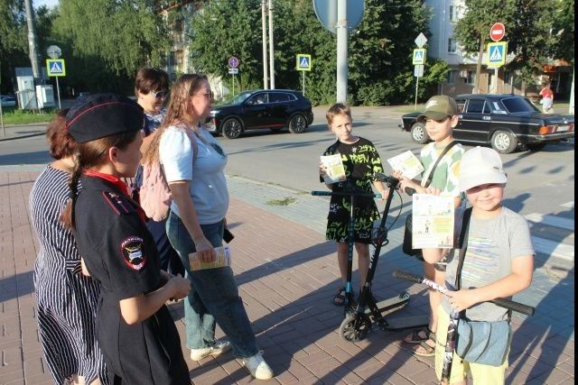 Безопасность детей — общая задача: в Йошкар-Оле прошел профилактический рейд Безопасность детей — общая задача: в Йошкар-Оле прошел профилактический рейд