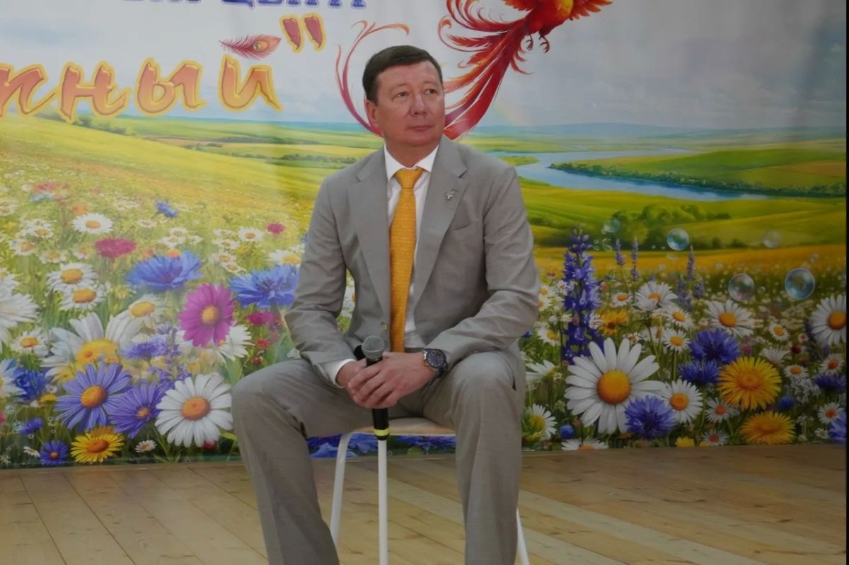 Участники профильной смены «Импульс» в центре «Радужный» стали гостями «Классной встречи» с Заместителем Председателя Правительства Республики Марий Эл - министром культуры, печати и по делам национальностей Республики Марий... Участники профильной смены «Импульс» в центре «Радужный» стали гостями «Классной встречи» с Заместителем Председателя Правительства Республики Марий Эл - министром культуры, печати и по делам национальностей Республики Марий...