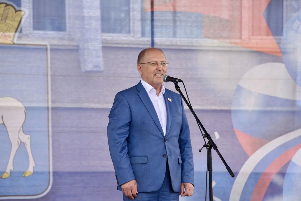 Председатель Государственного Собрания Михаил Васютин поздравил йошкаролинцев с 442-летием города Председатель Государственного Собрания Михаил Васютин поздравил йошкаролинцев с 442-летием города
