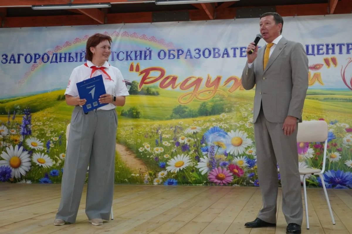 Участники профильной смены «Импульс» в центре «Радужный» стали гостями «Классной встречи» с Заместителем Председателя Правительства Республики Марий Эл - министром культуры, печати и по делам национальностей Республики Марий... Участники профильной смены «Импульс» в центре «Радужный» стали гостями «Классной встречи» с Заместителем Председателя Правительства Республики Марий Эл - министром культуры, печати и по делам национальностей Республики Марий...